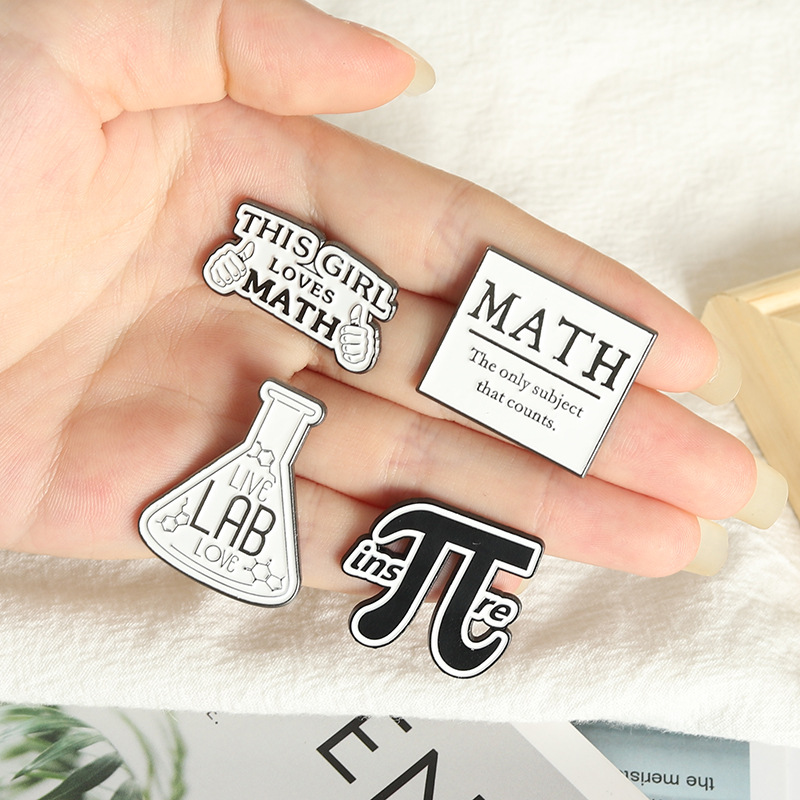 Przypinki broszki z motywem ch – Tuxedo Lapel Pin recenzja i cena